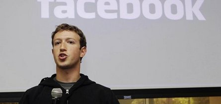 Mark Zuckerberg durante la presentazione allo Sheraton di New York